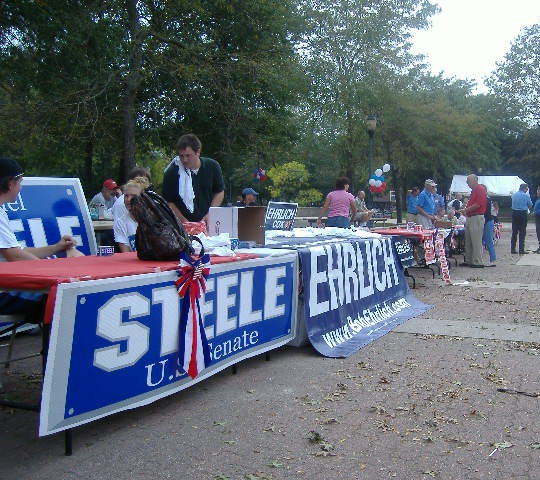 On the other side, the Republicans had plenty of signage.